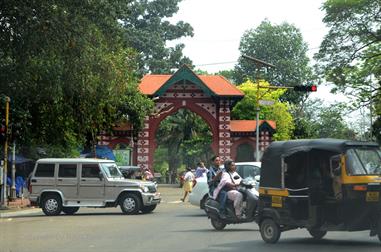 Snapshots of Trivandrum,_DSC_9380_H600